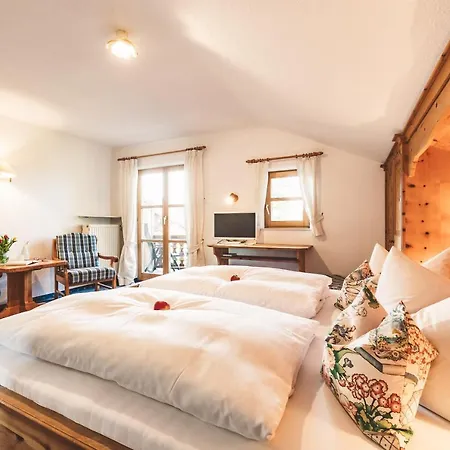 Hotel Garni Gaestehaus Brand Bad Wiessee Exterior photo